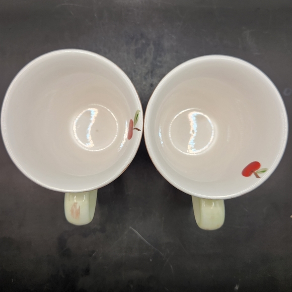 Apple Sauce Hand Painted Collection  Set of 2 Mugs - Picture 6 of 8